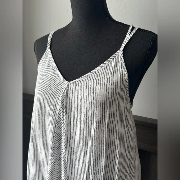 Blu Pepper Gray and White Striped Asymmetrical dress small - Picture 2 of 7